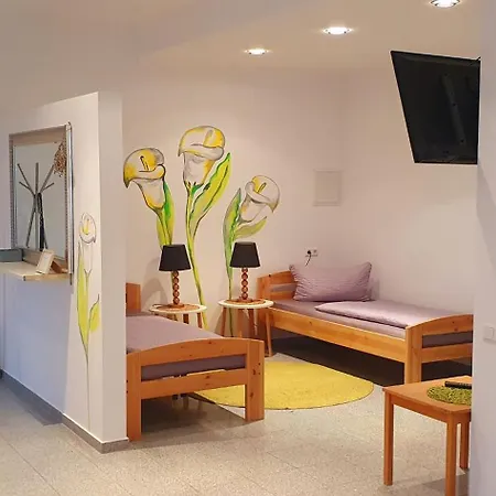 Gästeappartements Bierfässl Sinsheim Zimmer foto